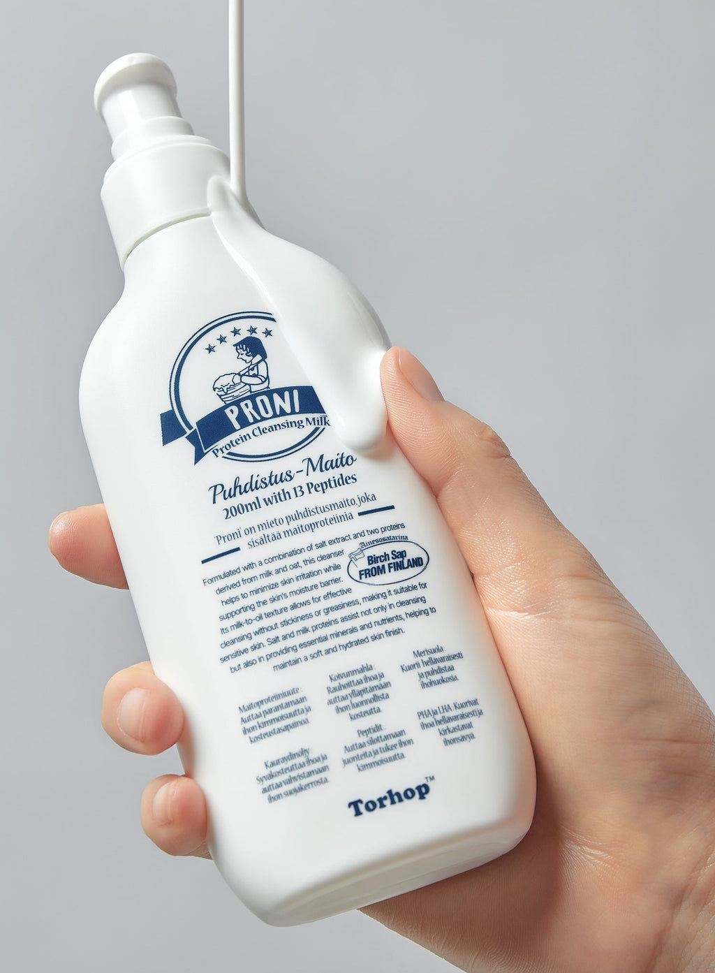 Proni Salt Peptide Cleansing Milk Oil (200ml)