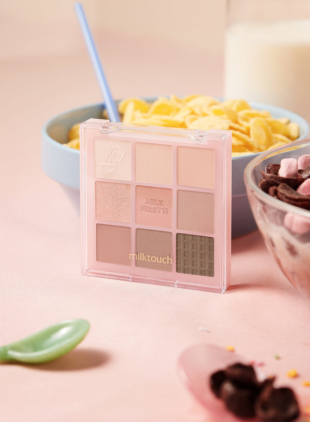 Tone-On Shadow Palette (7.8g)