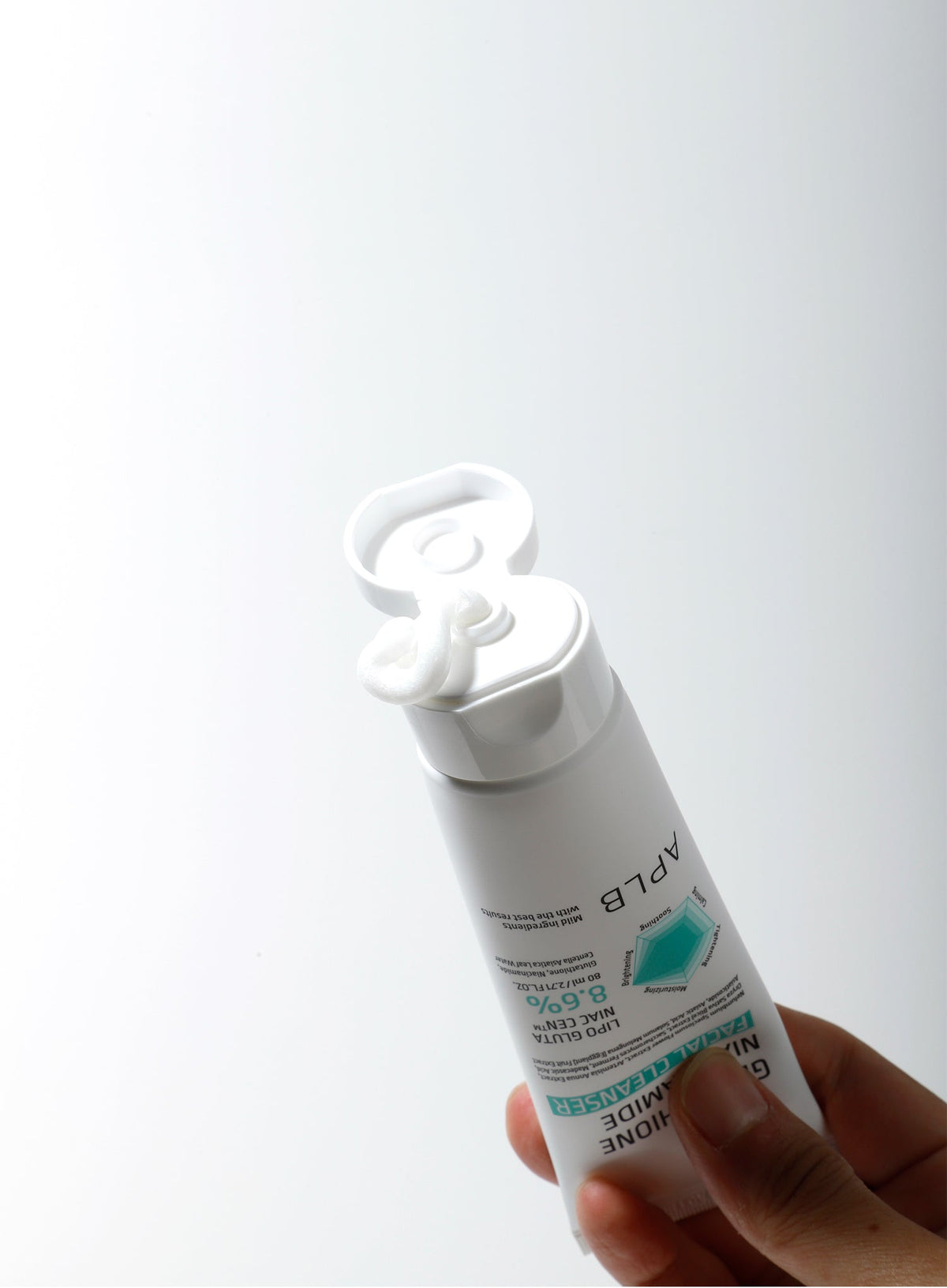 Glutathione Niacinamide Facial Cleanser (80ml)